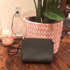 Lo & Sons Pearl in Grey Saffinao